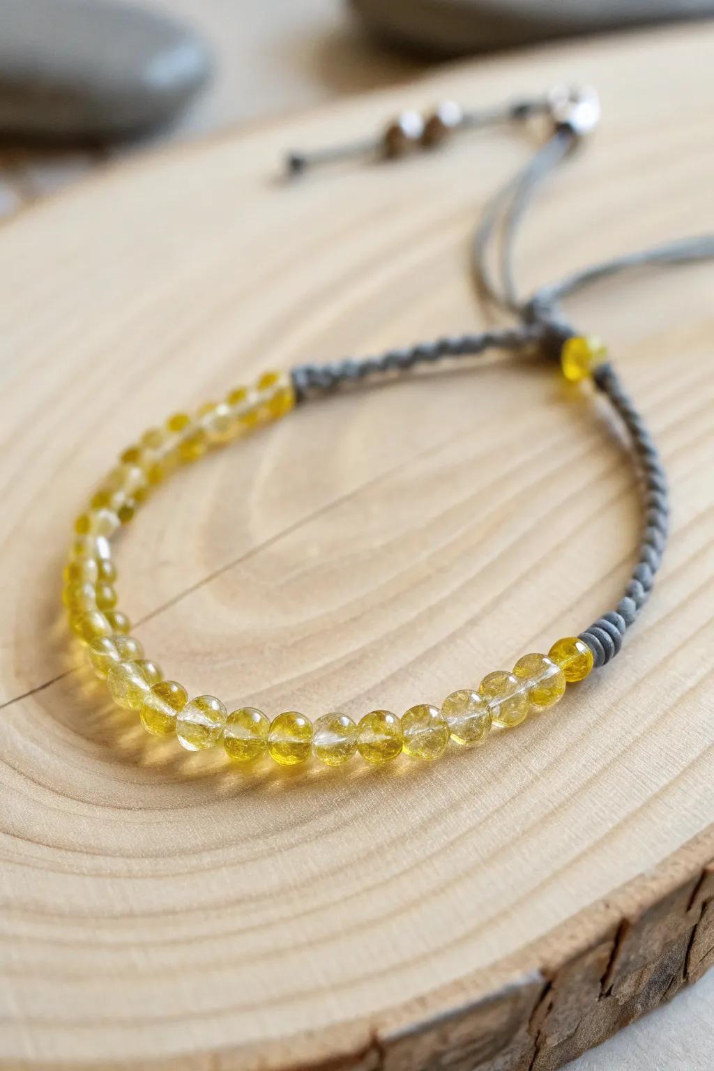 Discover the elegance of transparency with this stunning yellow seed bead bracelet.