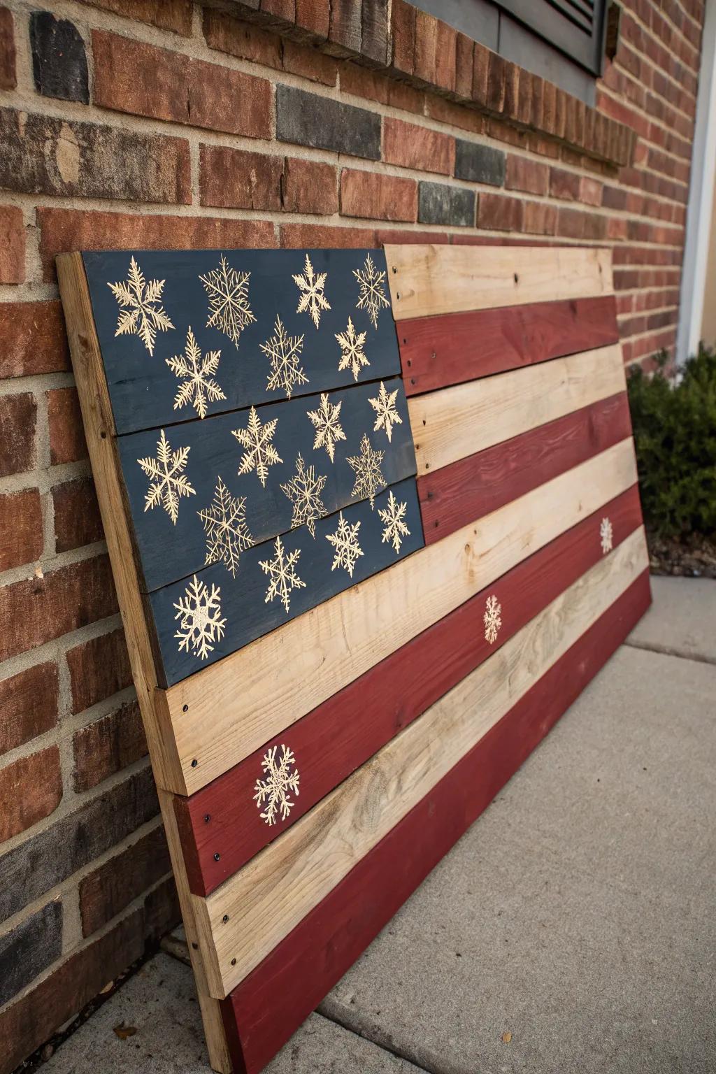 Craftsmanship in every season: Flip your style with this reversible pallet flag.