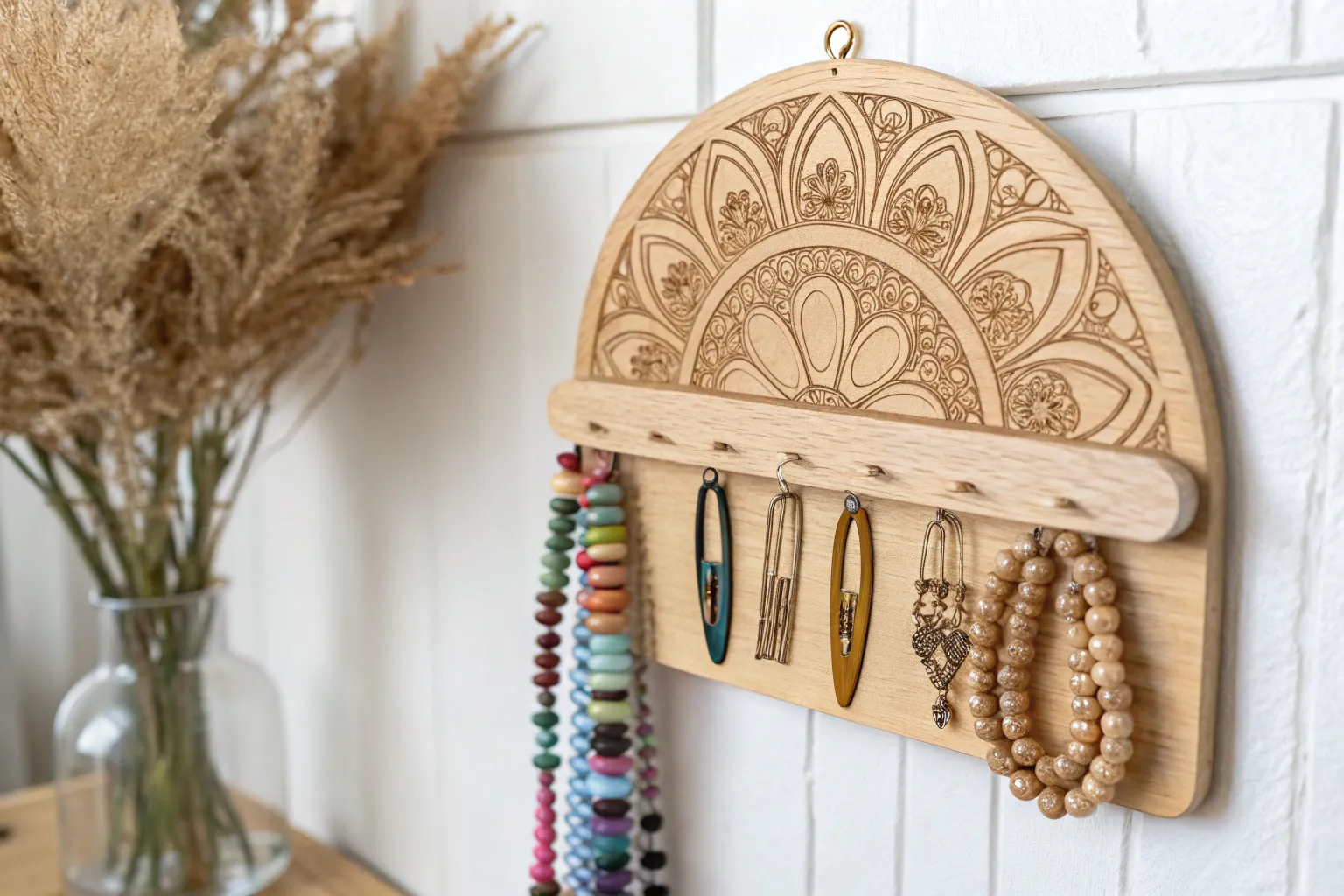 20+ Creative DIY Hair Clip Holder Ideas